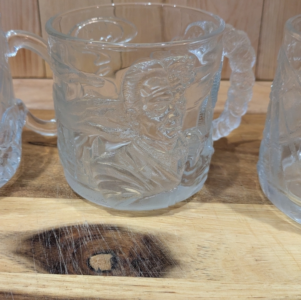 McDonald's Batman Forever Clear Glass Mugs Set Of 3 - Picture 4 of 7